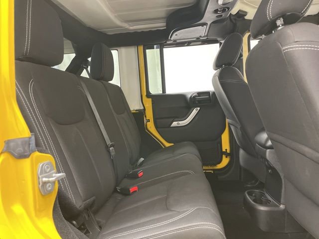 Used 2015 Jeep Wrangler Unlimited Sahara w/ Connectivity Group image 12
