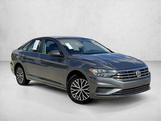 Used 2021 Volkswagen Jetta SE w/ SE Cold Weather Package FWD image 11