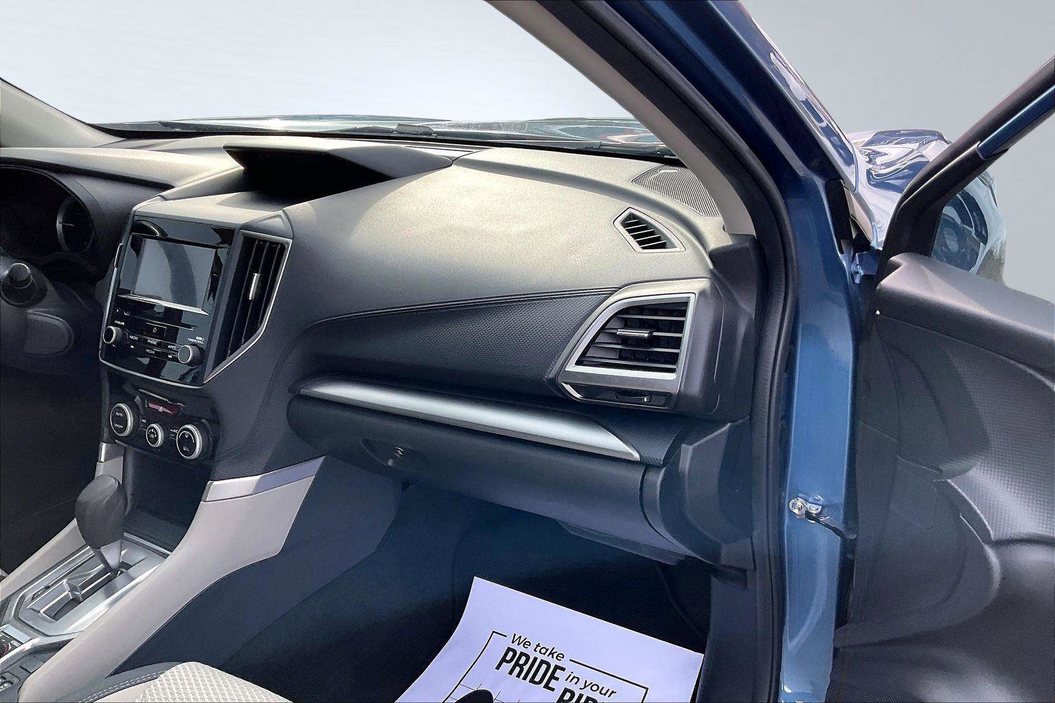 Used 2020 Subaru Forester Premium image 17