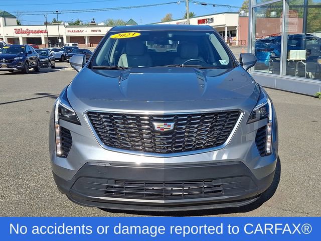 Used 2023 Cadillac XT4 Luxury FWD image 2