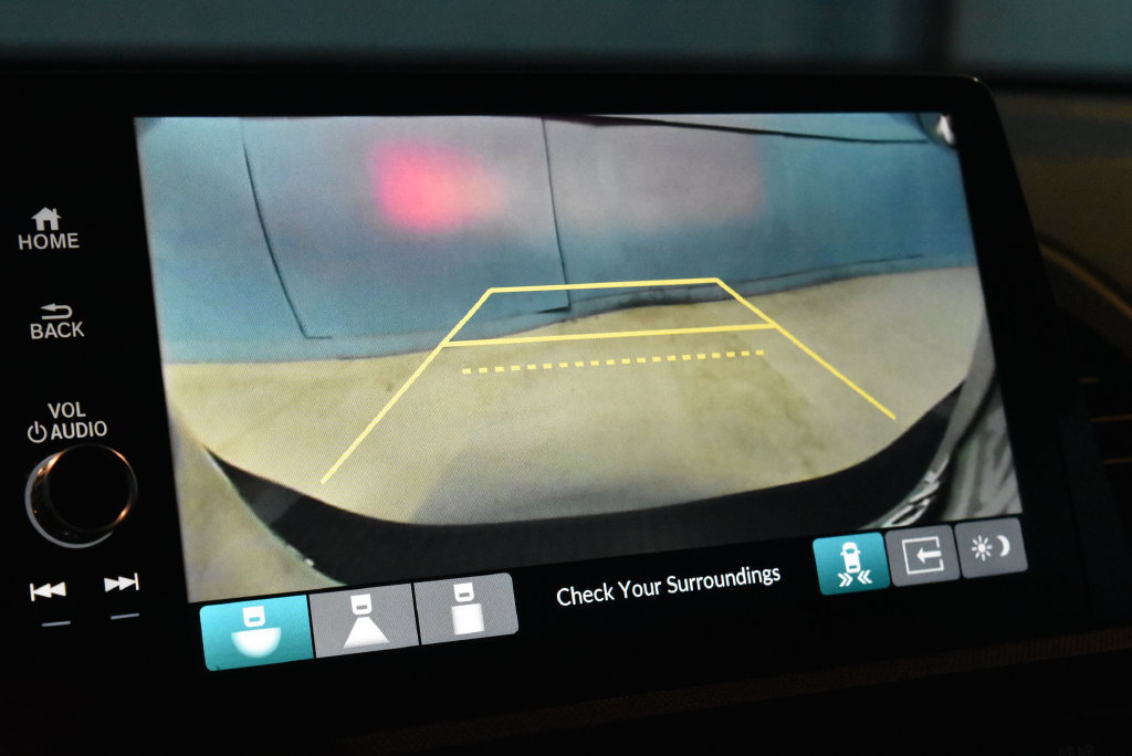 Used 2025 Honda Odyssey Touring image 12