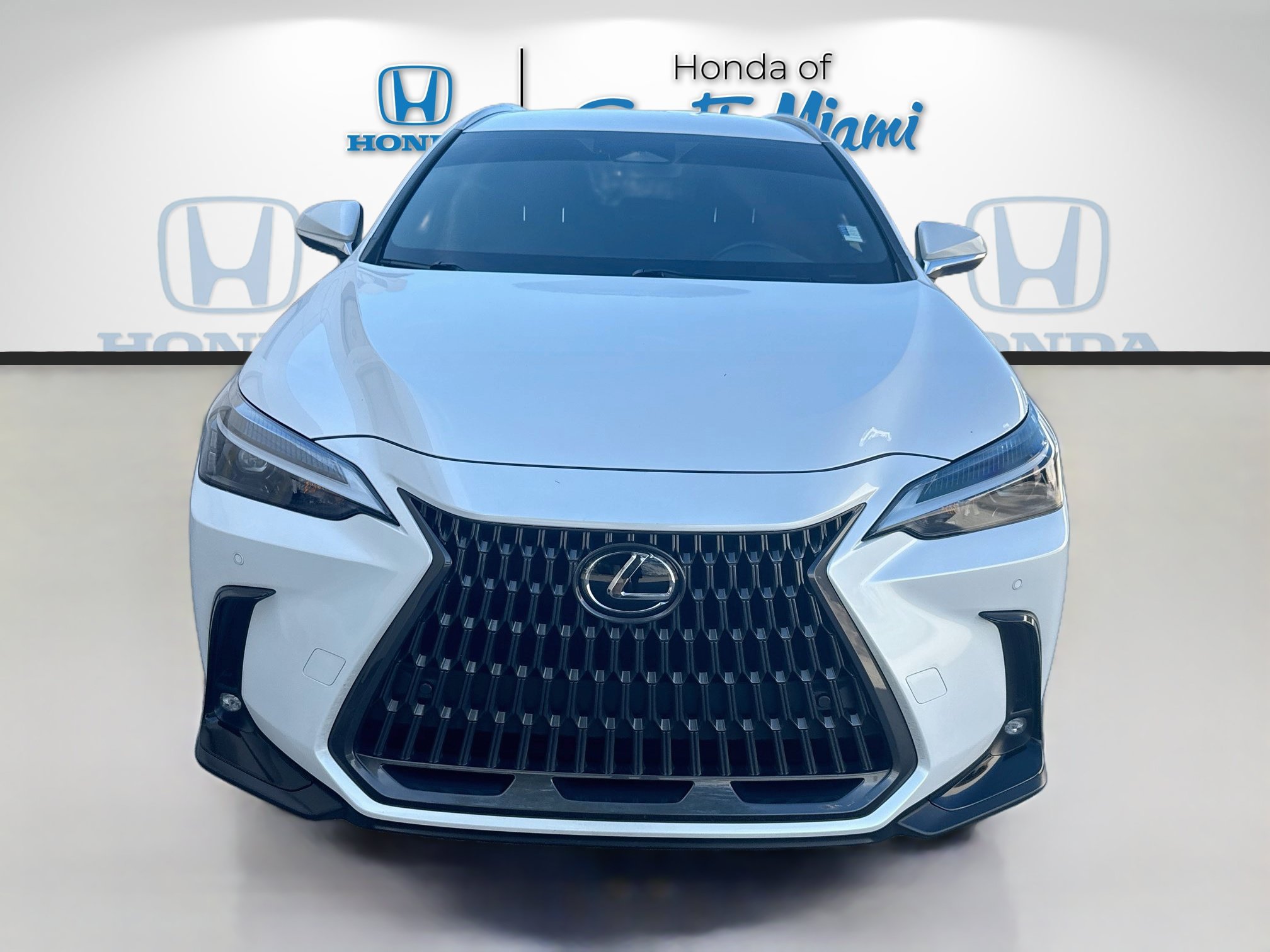 Used 2025 Lexus NX 250 FWD w/ Accessory Package (K3) image 2