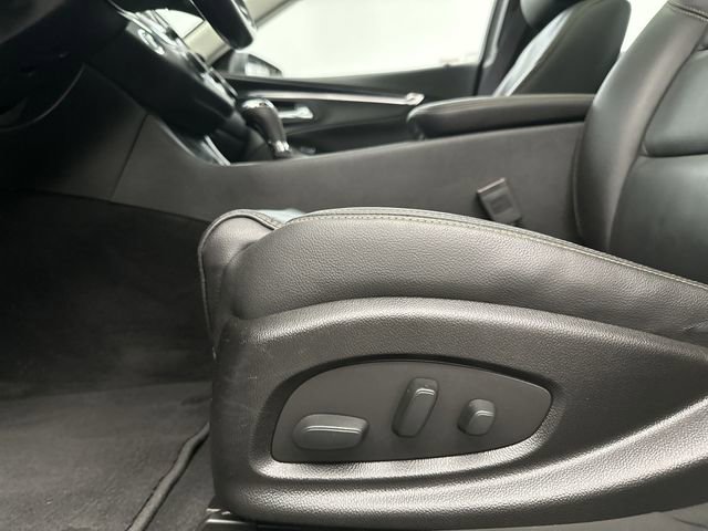 Used 2017 Chevrolet Impala LT w/ Leather Package image 18