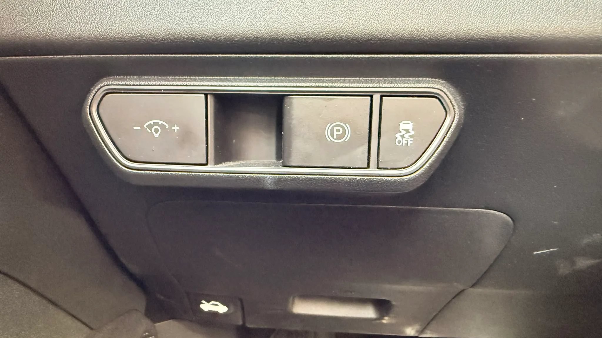 Used 2025 Kia K4 FWD image 25