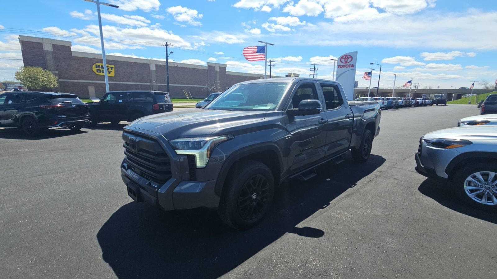 Certified 2026 Toyota Tundra Limited AWD/4WD image 7