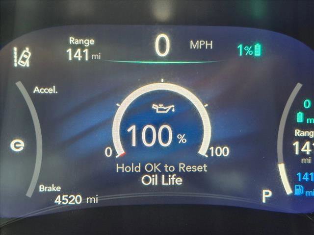Used 2025 Chrysler Pacifica Select FWD image 11