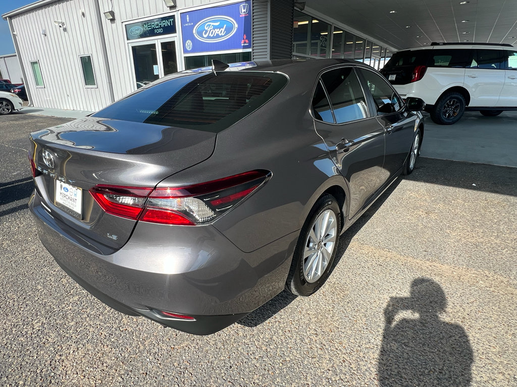 Used 2023 Toyota Camry LE FWD image 9