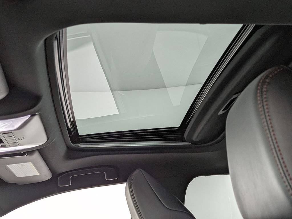 Used 2022 Toyota RAV4 XSE w/ Weather Package image 16