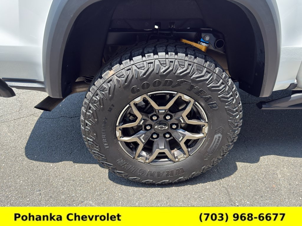 Certified 2024 Chevrolet Colorado ZR2 w/ ZR2 Convenience Package III AWD/4WD image 23