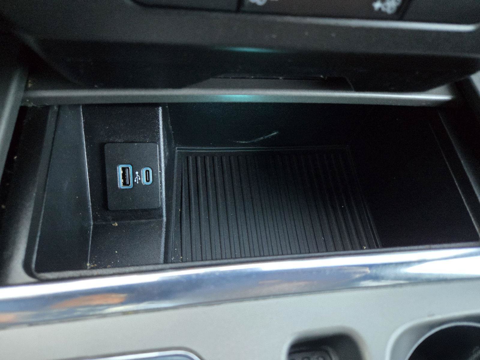 Used 2020 Ford Expedition XLT RWD image 35