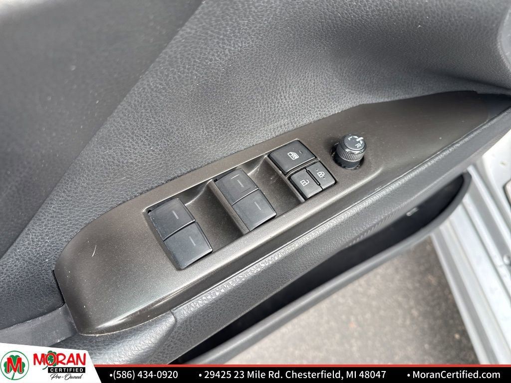 Used 2024 Toyota Camry SE FWD image 10