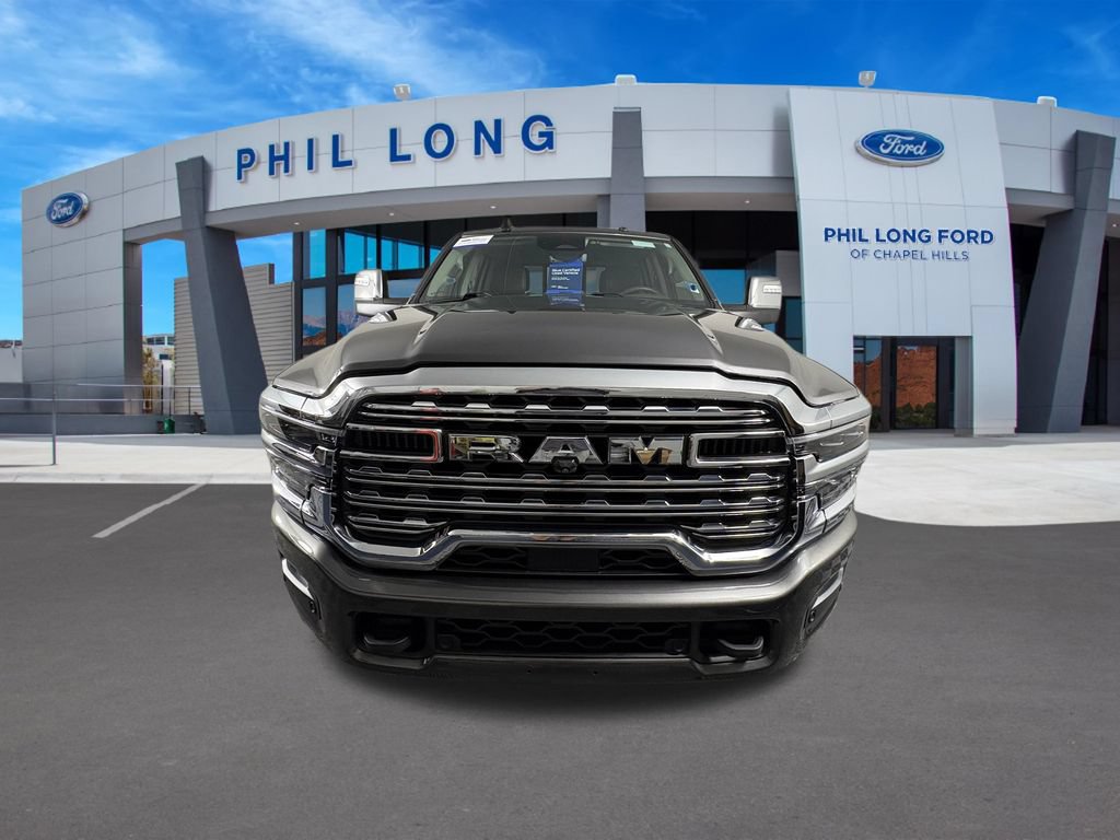 Used 2025 RAM 2500 Limited AWD/4WD image 8