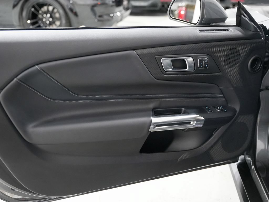 Used 2025 Ford Mustang GT Premium RWD image 27