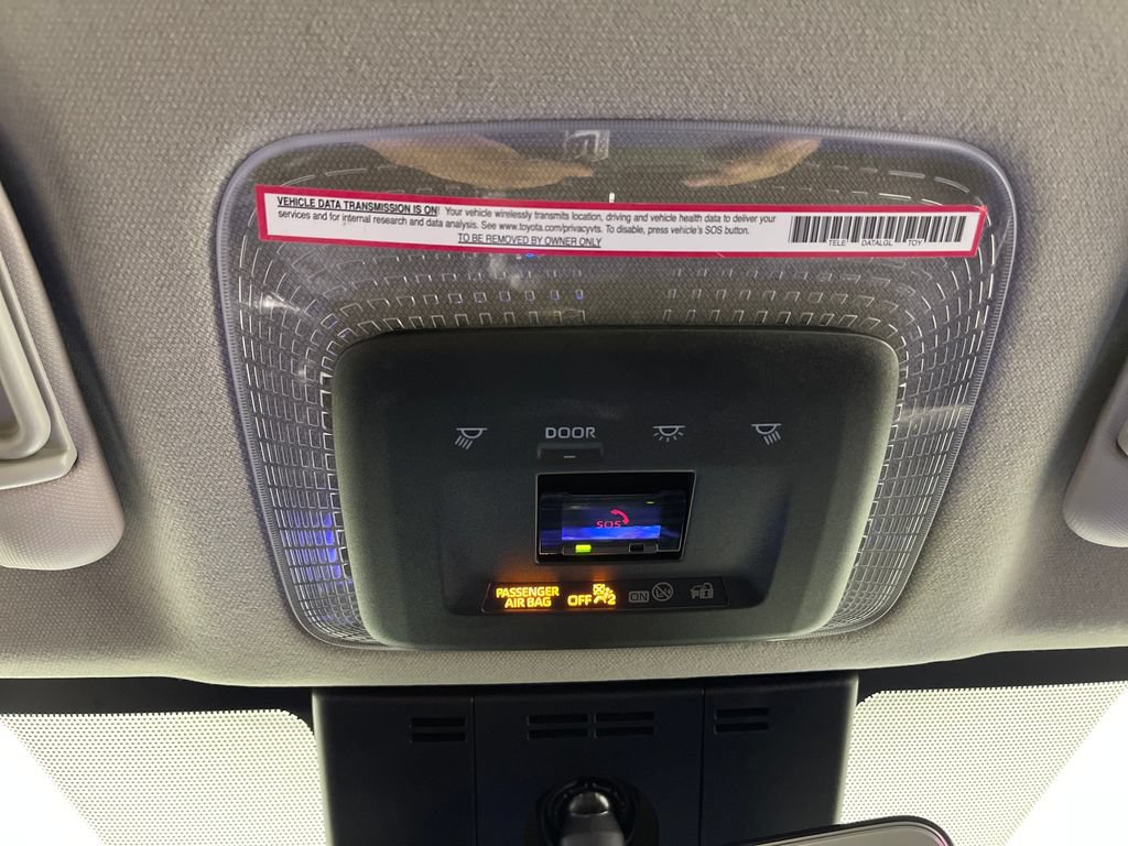 Certified 2024 Toyota Prius LE FWD image 29