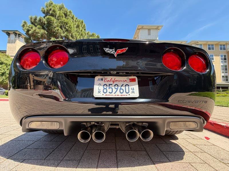 Used 2009 Chevrolet Corvette Coupe w/ Preferred Equipment Group RWD image 25