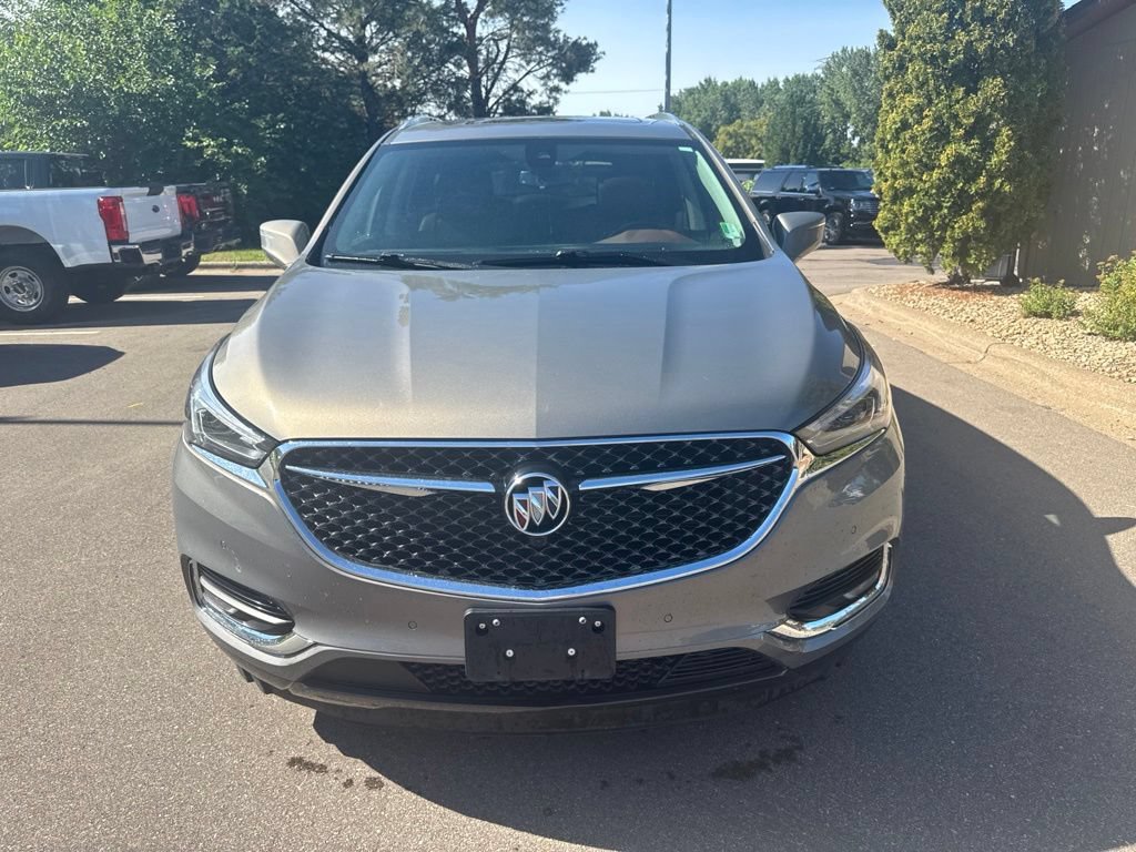 Used 2018 Buick Enclave Avenir w/ Avenir Technology Package AWD/4WD image 3