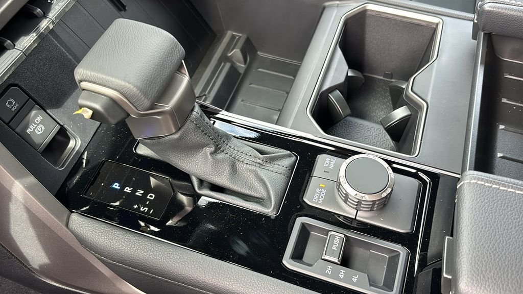 New 2026 Toyota Tundra Limited AWD/4WD image 24