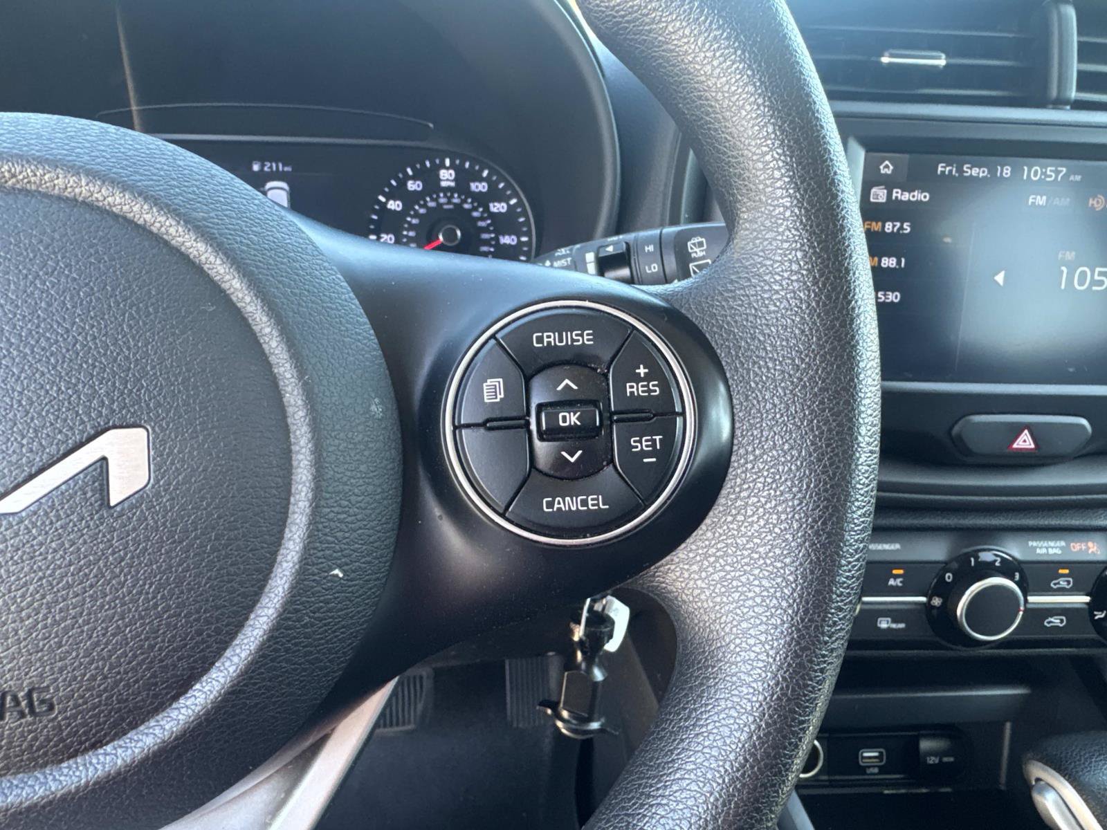 Used 2022 Kia Soul LX FWD image 23