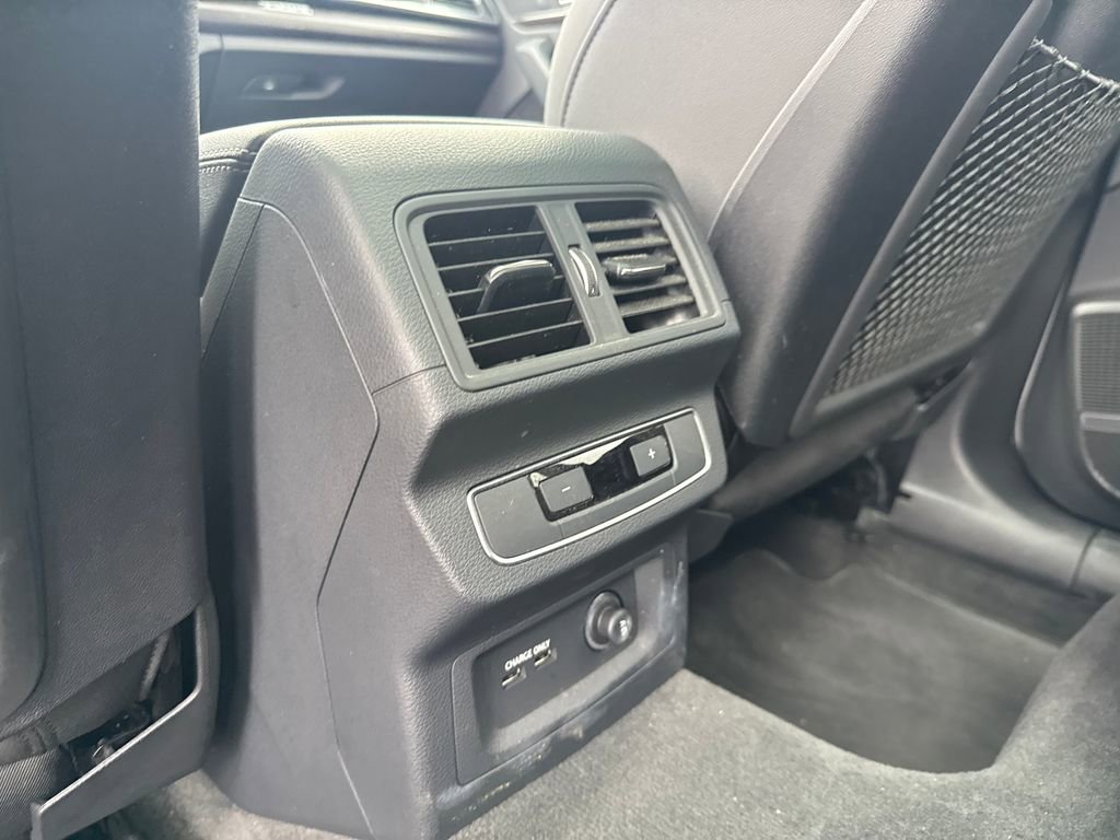 Used 2024 Audi Q5 2.0T Premium Plus AWD/4WD image 28