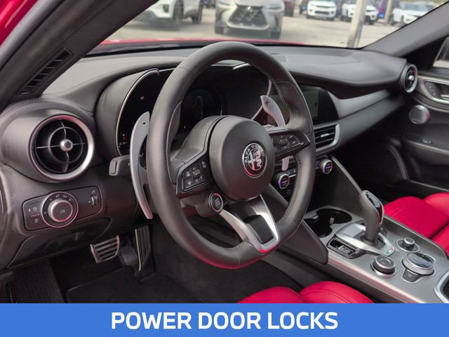 Used 2024 Alfa Romeo Giulia Veloce image 13