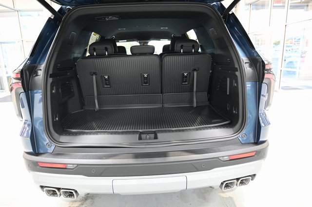 New 2026 Chevrolet Traverse LT w/ LPO, Floor Liner Package image 24