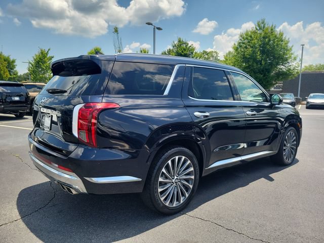 Used 2024 Hyundai Palisade Calligraphy FWD image 4