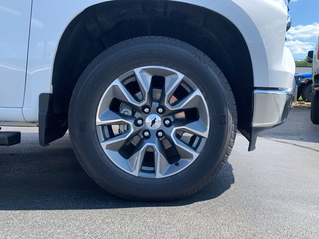 Used 2025 Chevrolet Silverado 1500 LT image 34