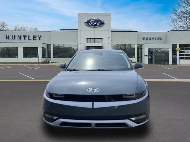 Used 2024 Hyundai Ioniq 5 SEL AWD/4WD image 2