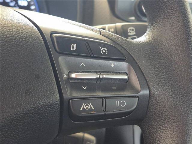Used 2022 Hyundai Kona SE FWD image 11