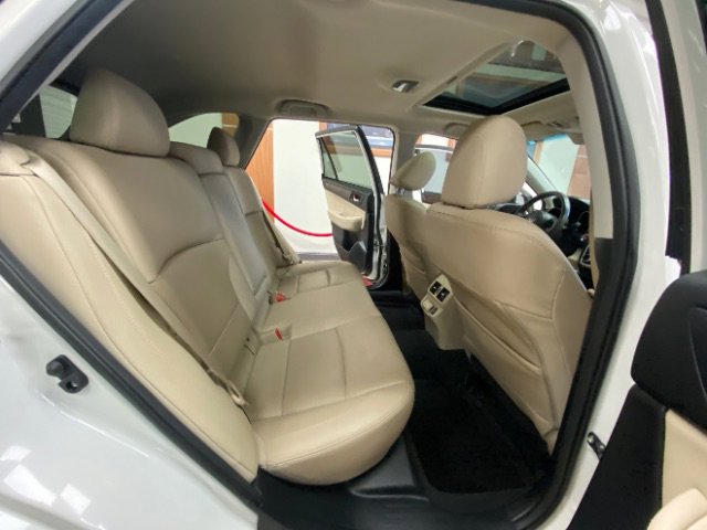 Used 2019 Subaru Outback 2.5i Limited AWD/4WD image 12