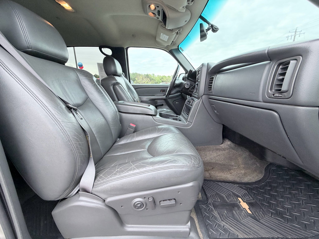 Used 2003 Chevrolet Avalanche 2WD image 18