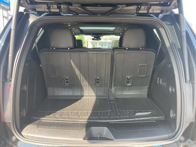 Used 2023 GMC Yukon SLT w/ SLT Premium Package AWD/4WD image 40