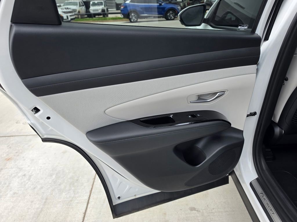 New 2026 Hyundai Tucson Limited AWD/4WD image 14