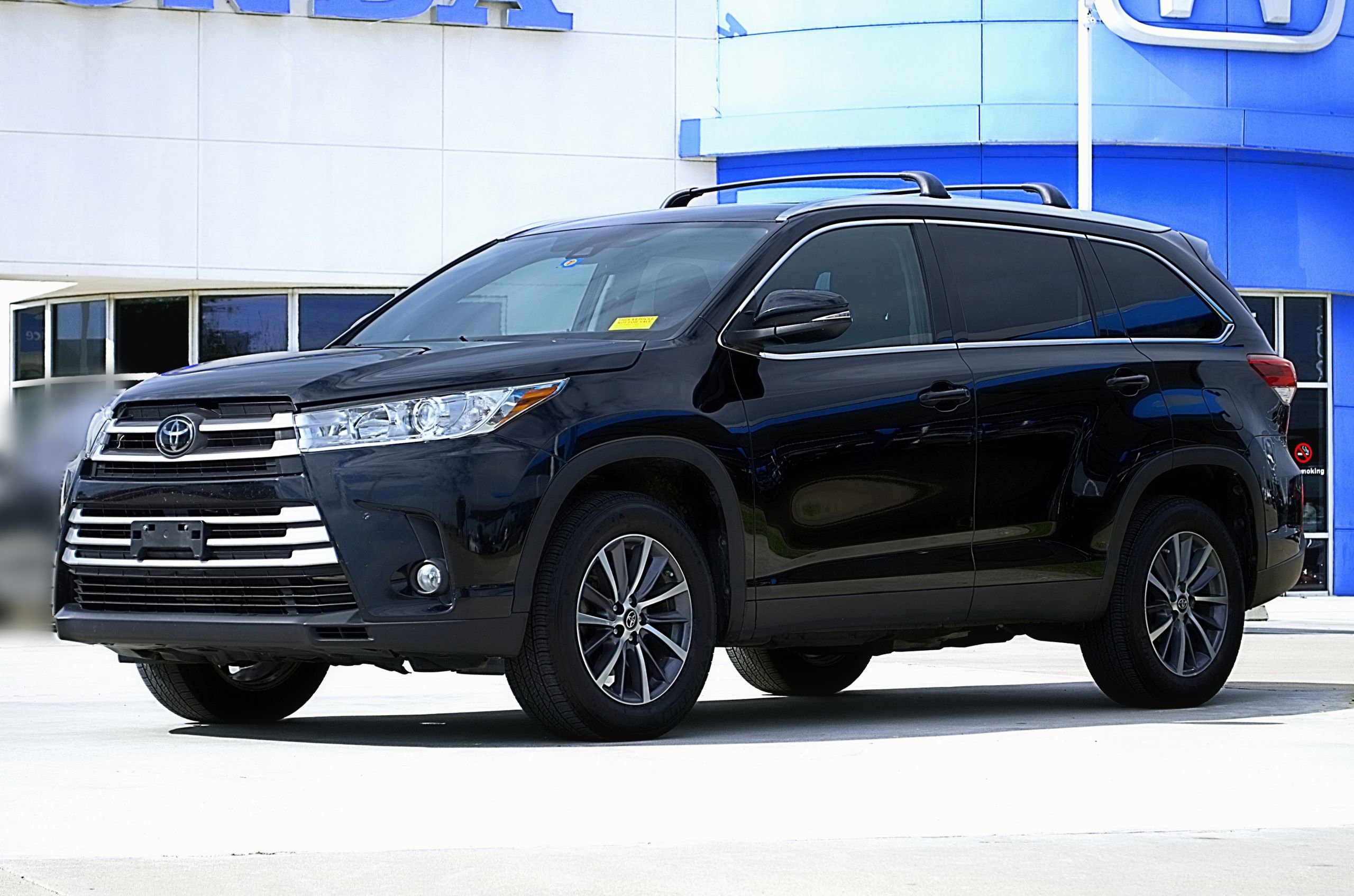 Used 2019 Toyota Highlander XLE