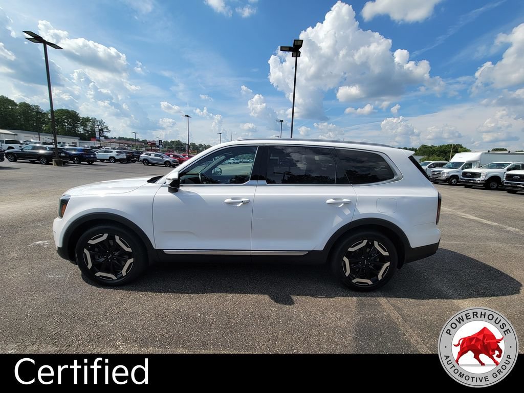 Used 2023 Kia Telluride EX FWD image 3
