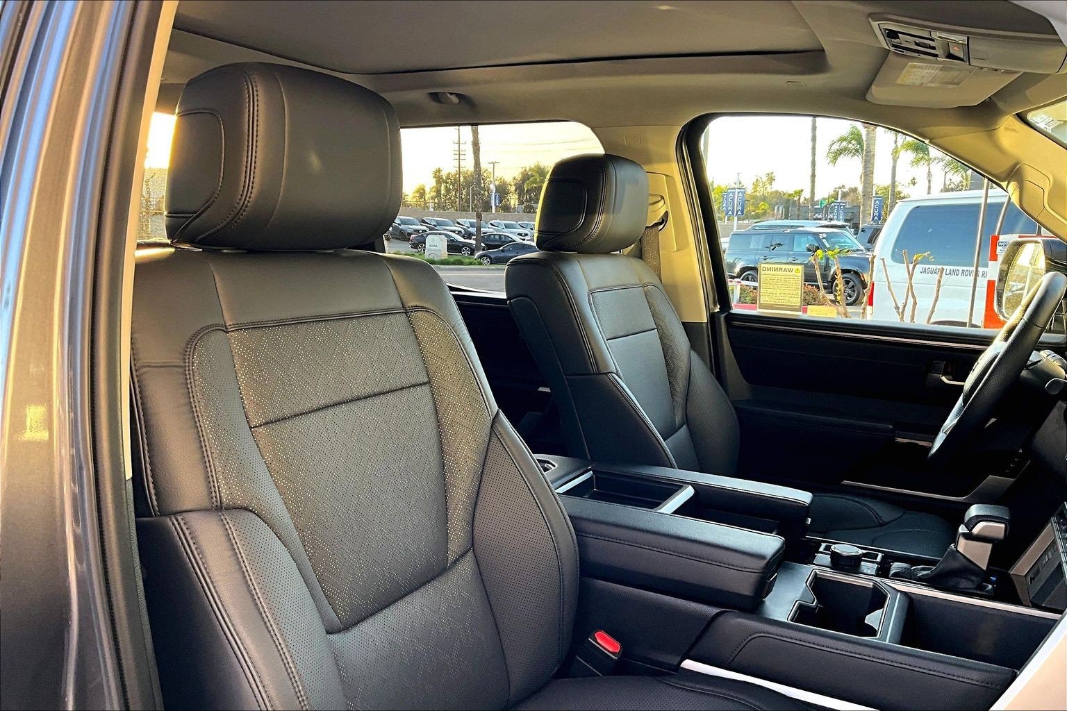 Used 2024 Toyota Tundra Limited image 7