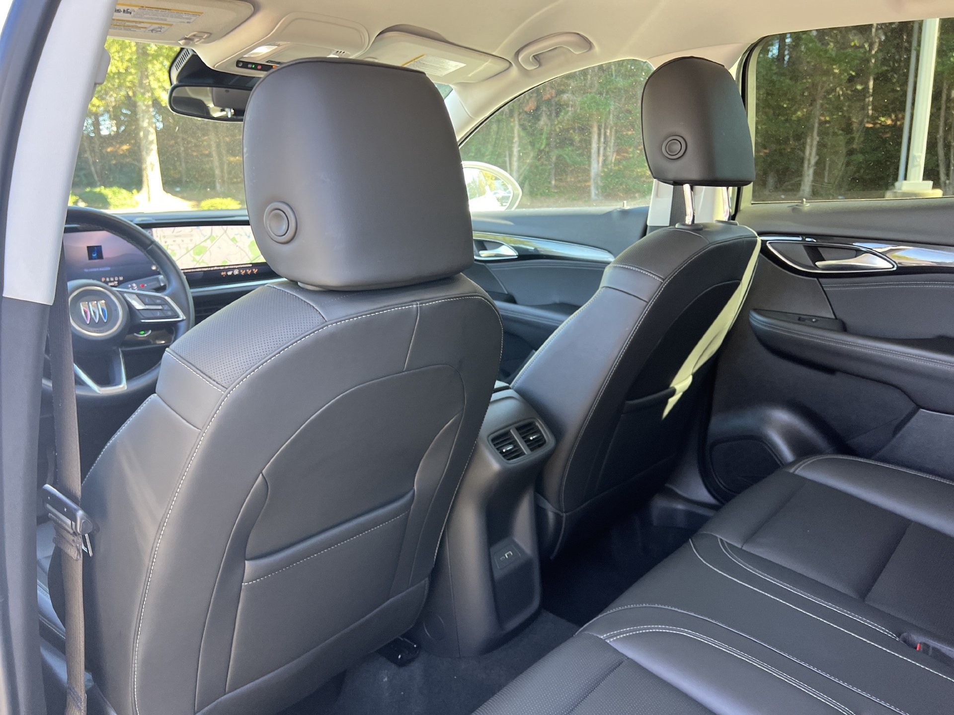 Used 2024 Buick Envision Preferred AWD/4WD image 18