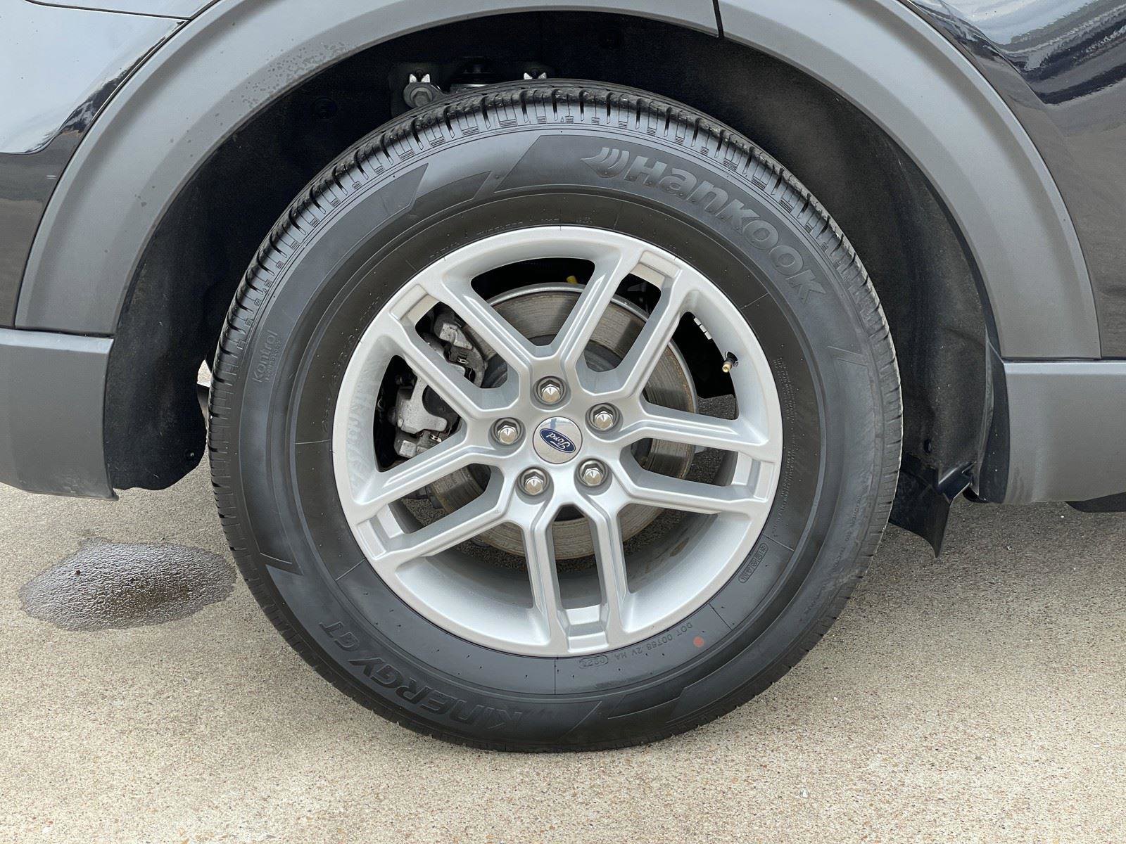 Used 2025 Ford Explorer Active image 51