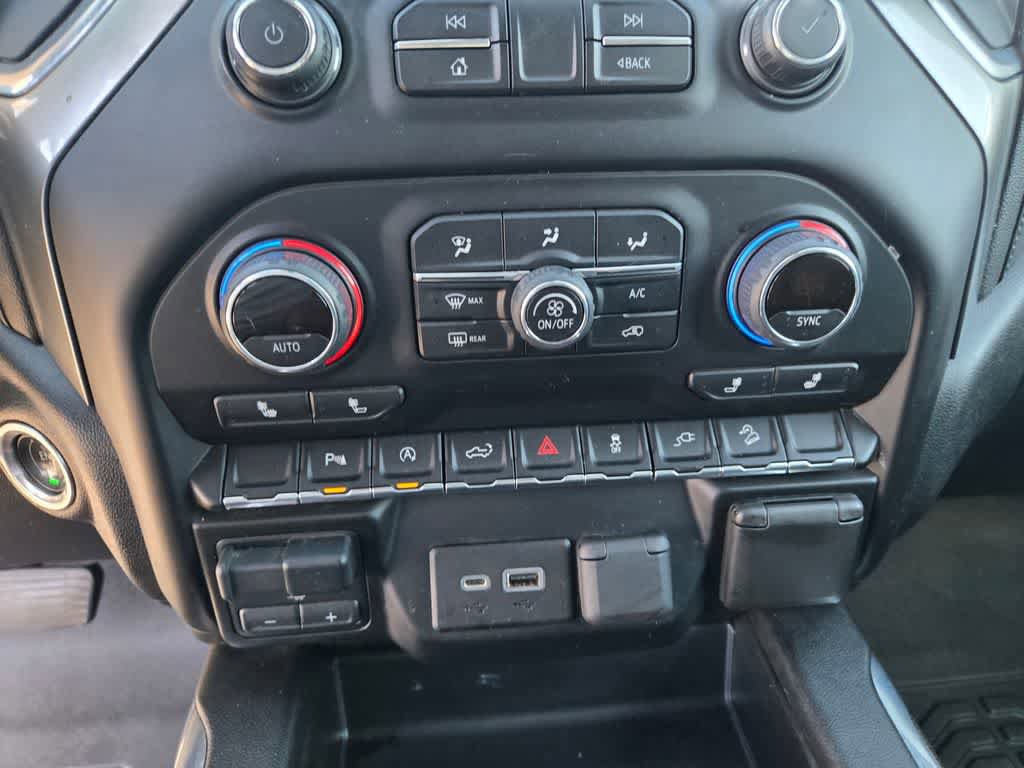Used 2020 Chevrolet Silverado 1500 LT Trail Boss AWD/4WD image 15