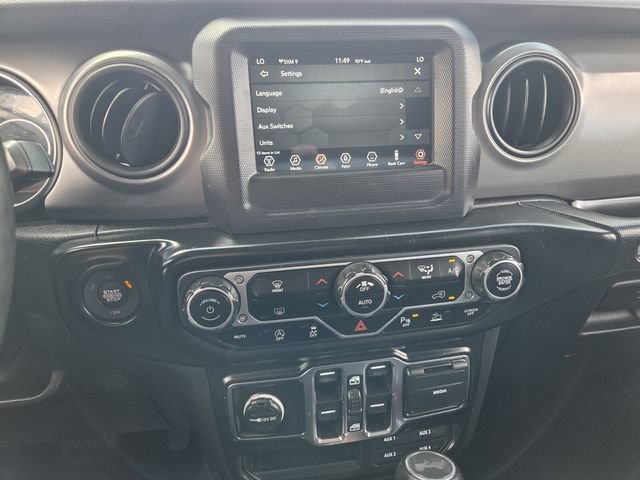 Used 2021 Jeep Wrangler Unlimited Sport AWD/4WD image 25
