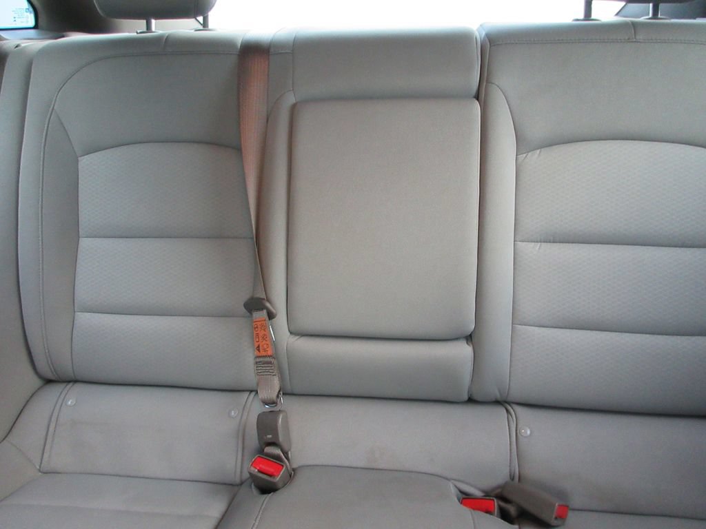 Used 2025 Chevrolet Malibu LT FWD image 19