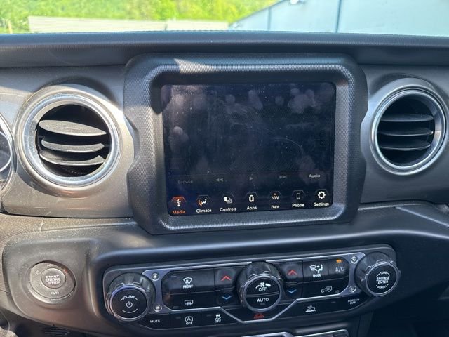 Used 2023 Jeep Gladiator Overland AWD/4WD image 5
