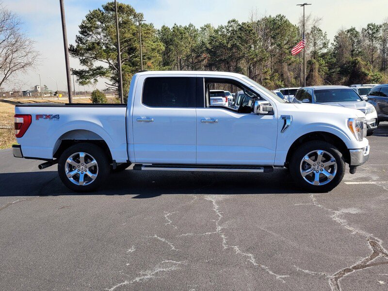 Used 2022 Ford F150 Lariat image 11