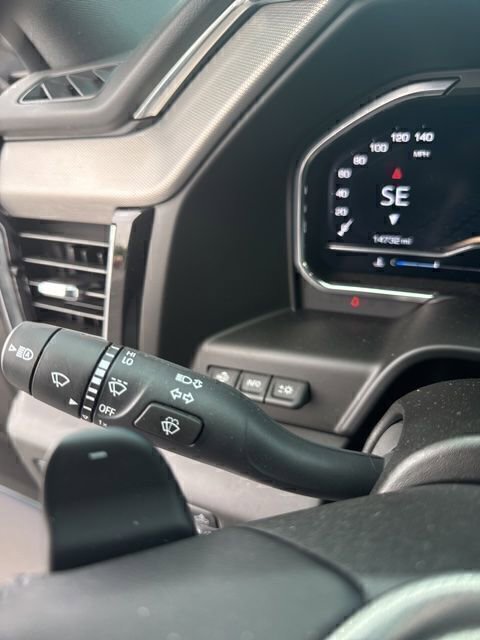 Used 2025 GMC Sierra 1500 Denali AWD/4WD image 10