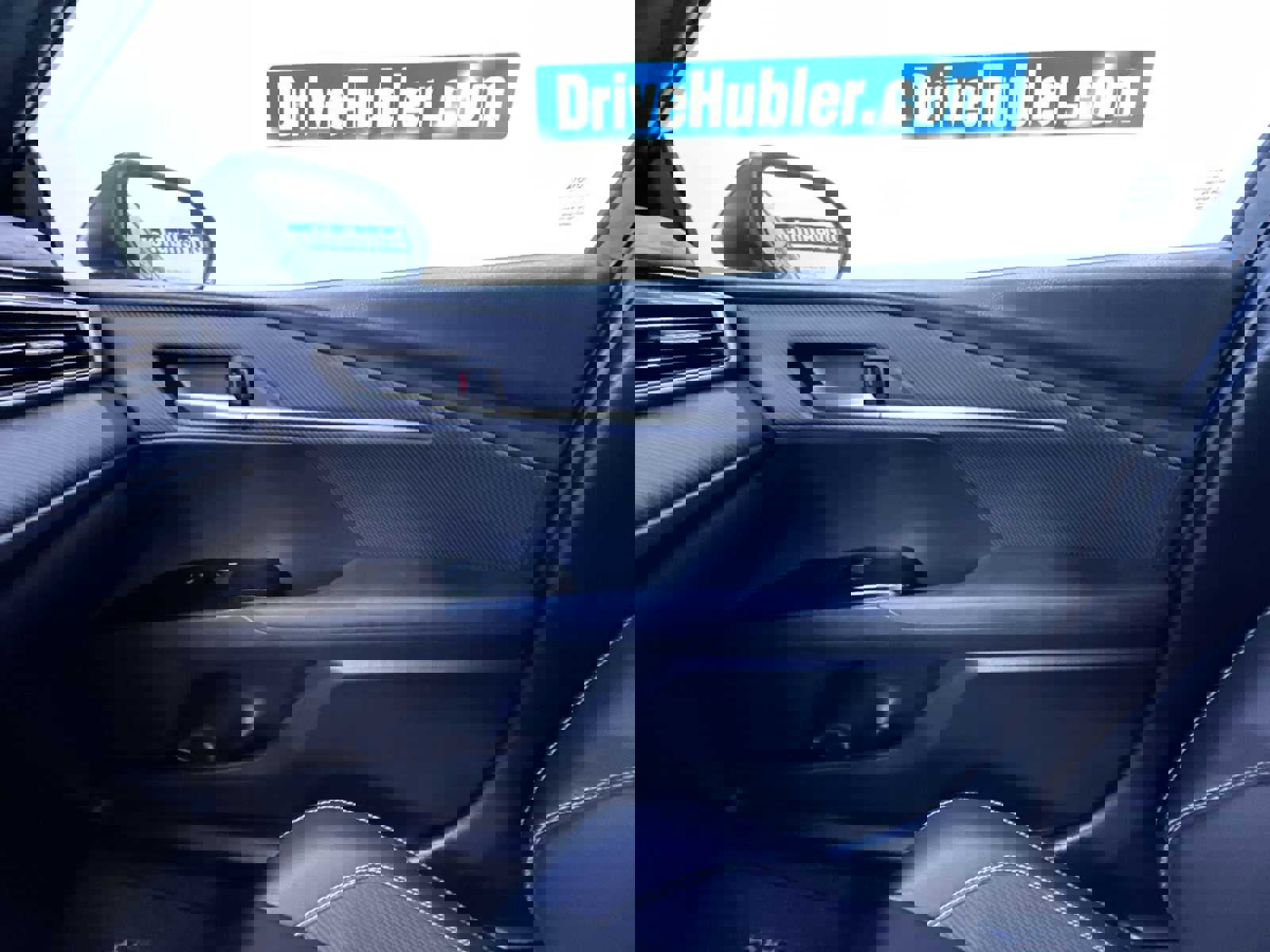 Used 2025 Toyota Camry SE w/ Convenience Package image 34