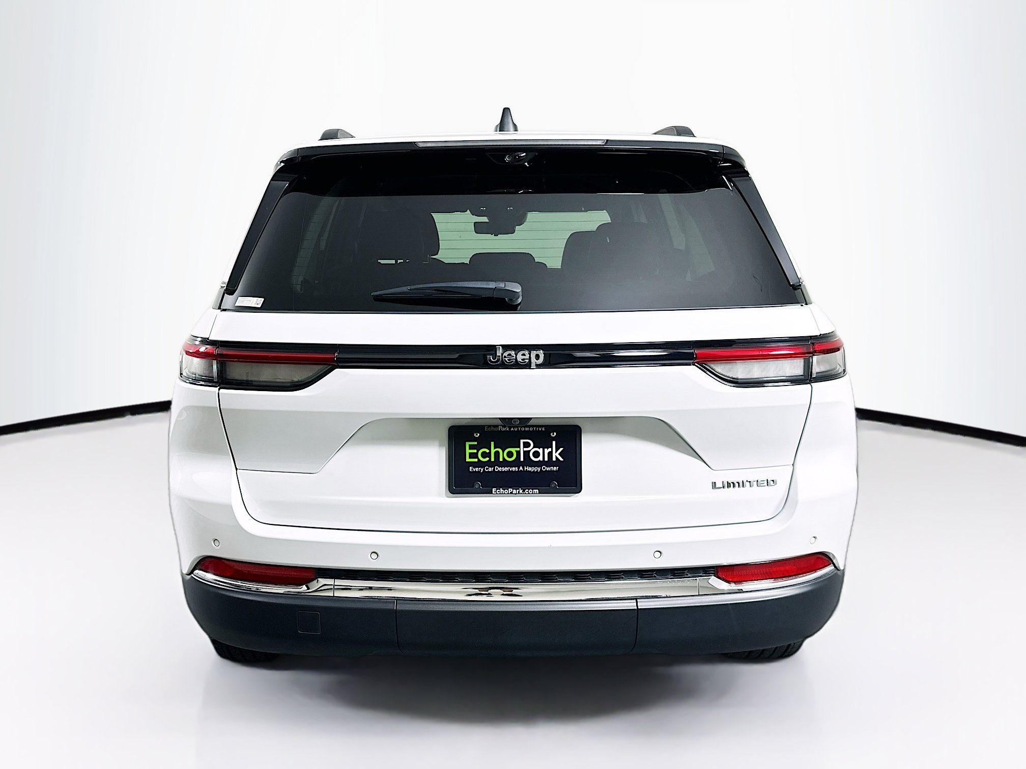 Used 2023 Jeep Grand Cherokee Limited w/ Luxury Tech Group II RWD image 7