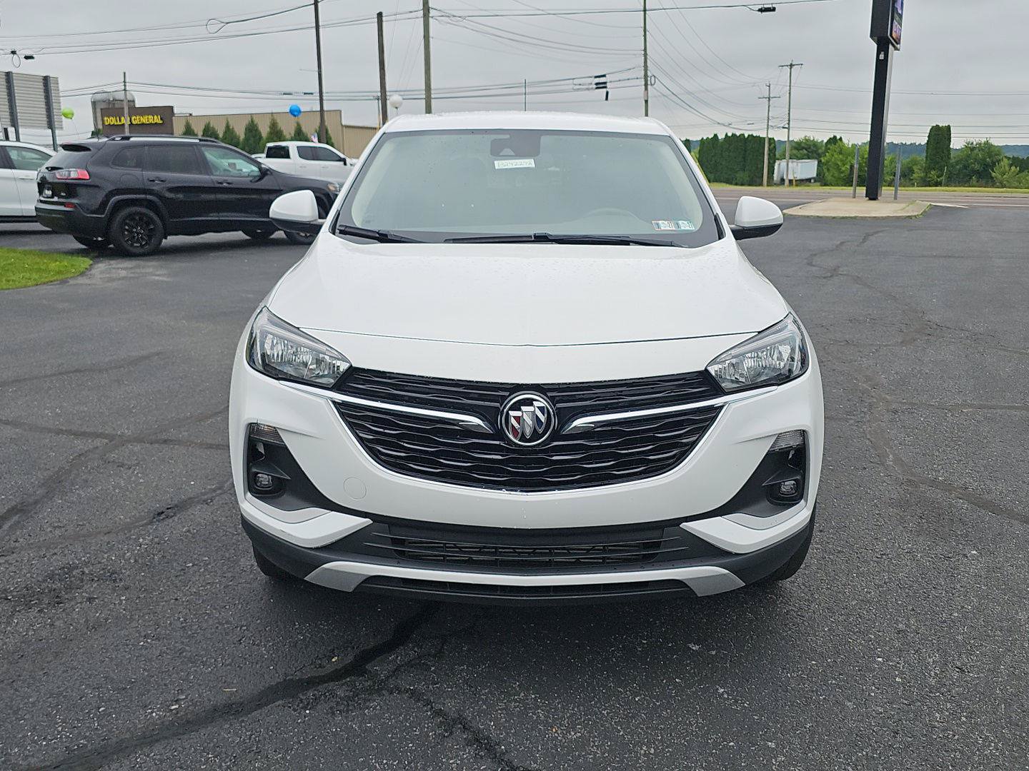 Used 2022 Buick Encore GX Preferred w/ Cold Weather Comfort Package AWD/4WD image 2