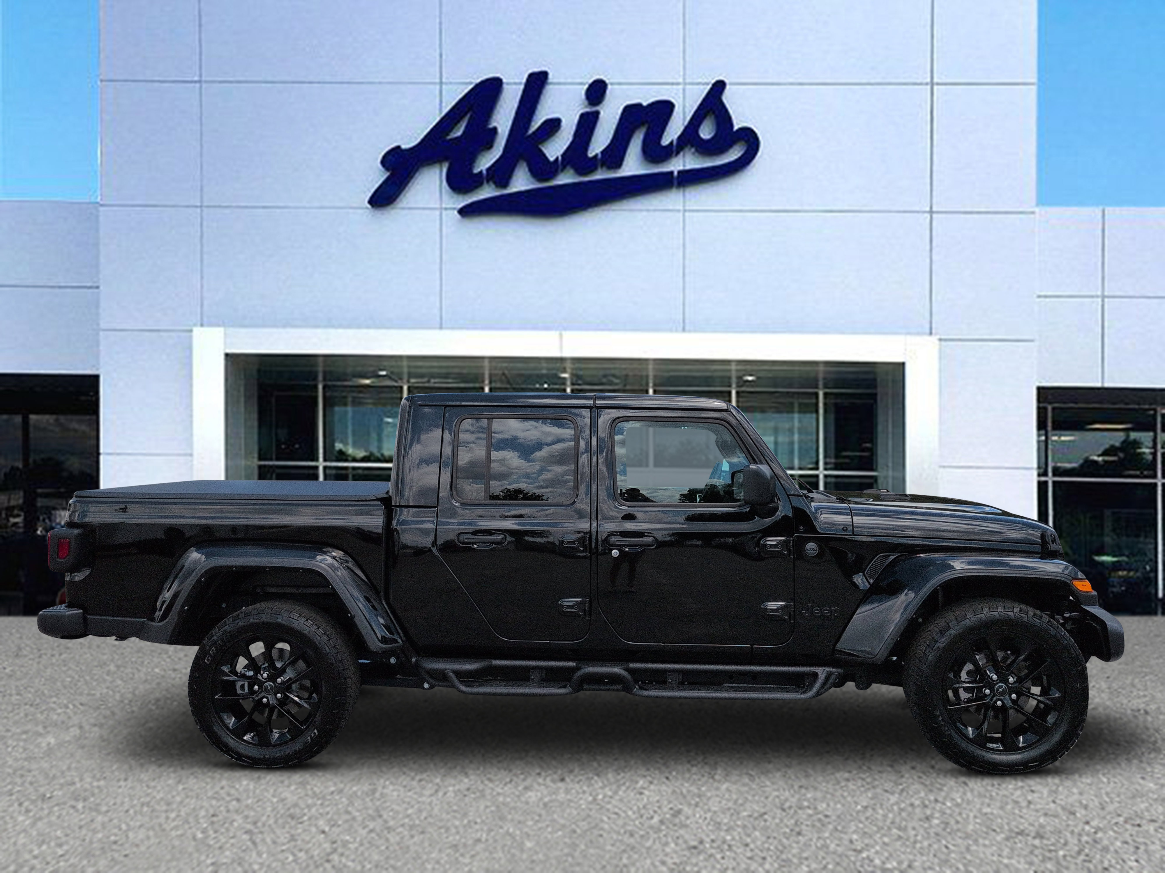 Used 2025 Jeep Gladiator Sport