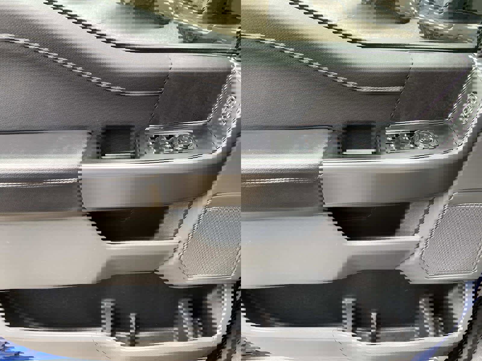 Used 2025 Ford F150 XLT w/ Equipment Group 301A Standard AWD/4WD image 25