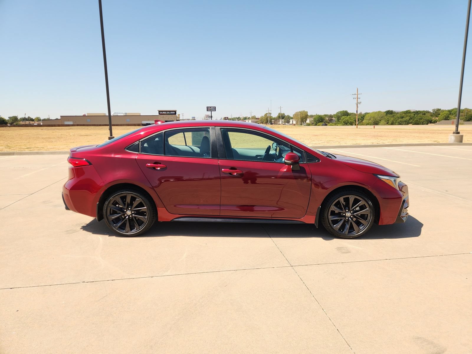 Used 2025 Toyota Corolla SE FWD image 7